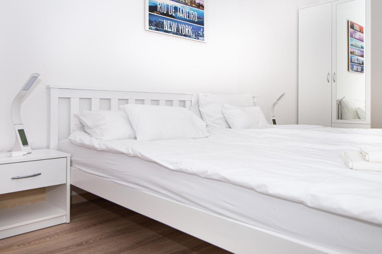 Waterfront City Apartments By Urbanrent Budapest Exterior photo