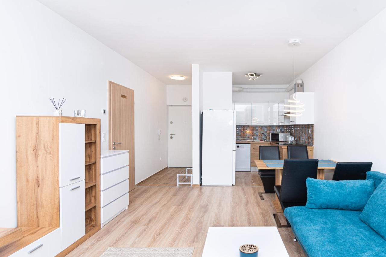 Waterfront City Apartments By Urbanrent Budapest Exterior photo