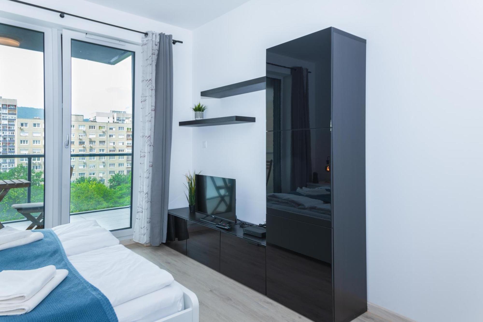 Waterfront City Apartments By Urbanrent Budapest Exterior photo